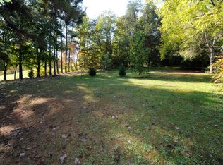 1408 Whites Mill Rd, Maryville, TN 37803