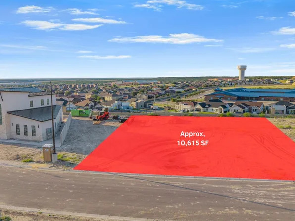 18 Acantilado Dr, Laredo, TX 78045