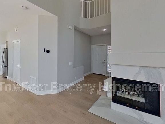 2nd image of 10 Palm Hbr