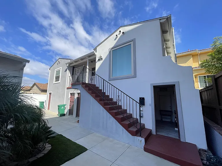 4355 1/2 Kansas St — Photo 27