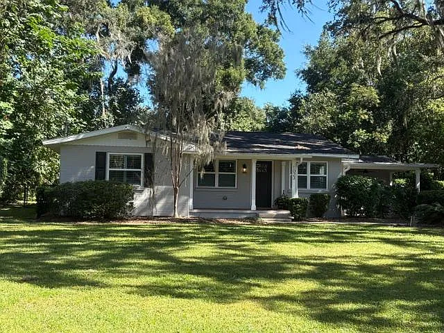 3 bed, 2.5 bath, 1861 sqft, $2,700 — Photo 3