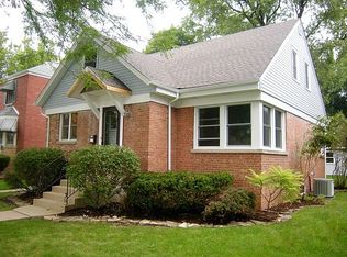 3915 Park Ave, Brookfield, IL 60513