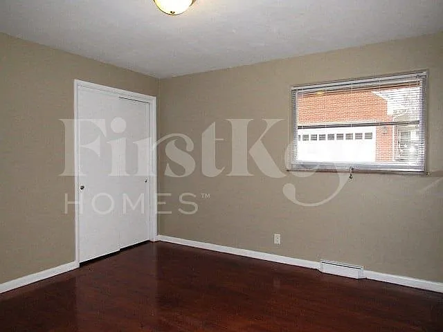 4430 Wycombe Ln — Photo 10