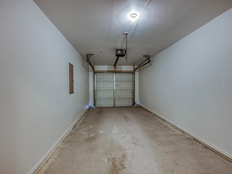 1511 Claremont Cir #A — Photo 19