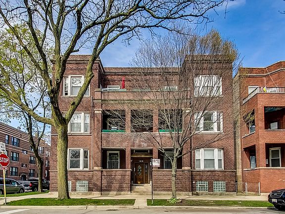 2nd image of 834 N Oakley Blvd #3