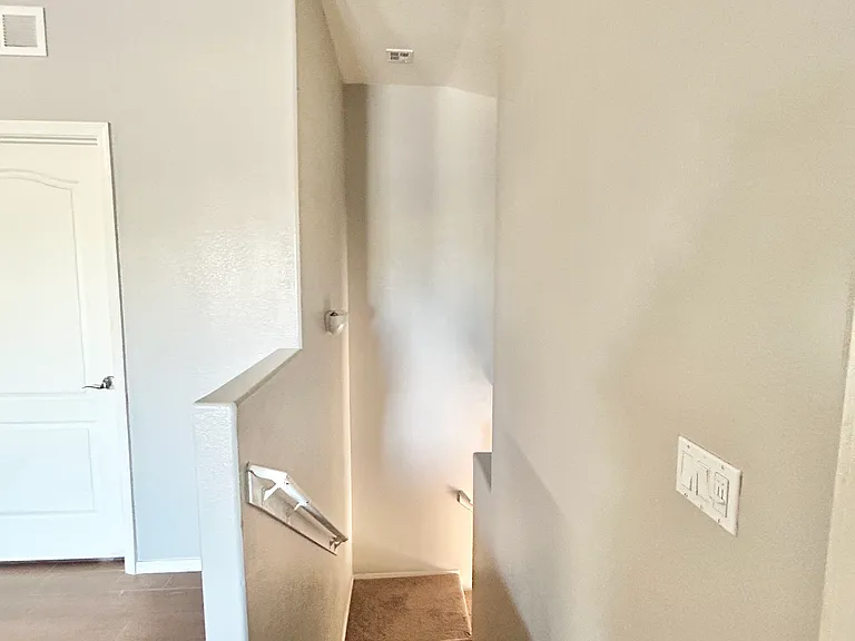 356 N 169th Ave — Photo 30