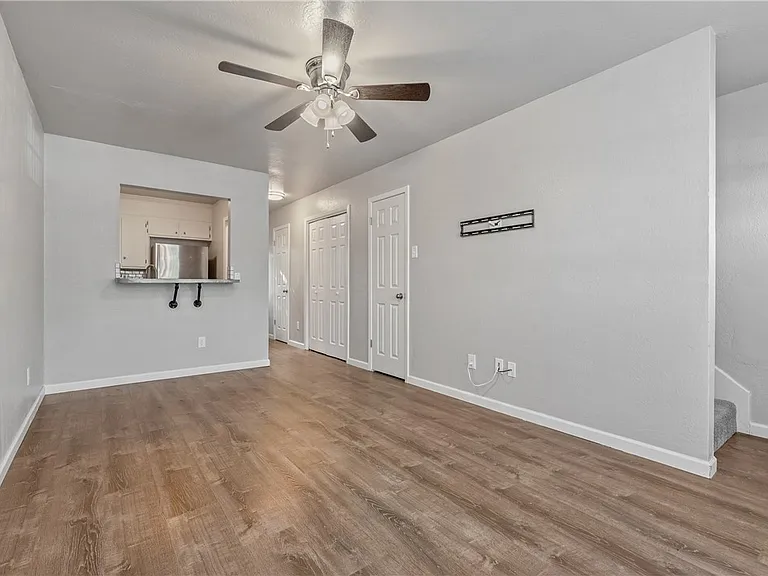 3345 Lodgepole Cir — Photo 5