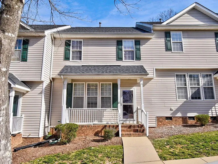 2245 Long Pine Ln — Photo 1