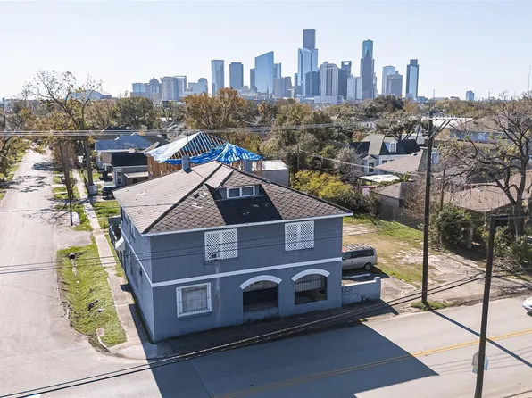 1310 Lorraine St, Houston, TX 77009