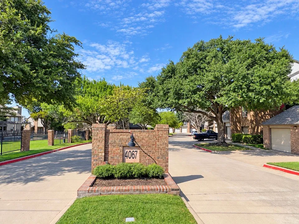 4067 Beltway Dr #140