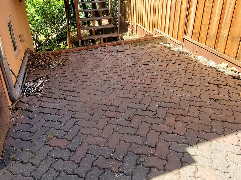 406 Doulton Ct #1/2 — Photo 25