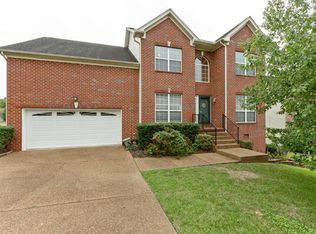 123 Rose Garden Ln, Goodlettsville, TN 37072