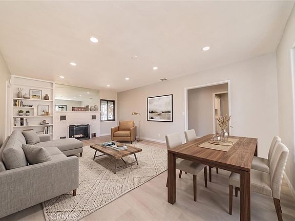 3rd image of 1771 N San Gorgonio Ave