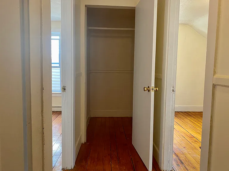 118 Seabury St Unit 2N Fall River Centrally Located 3 Bed/1 Bath — Photo 17