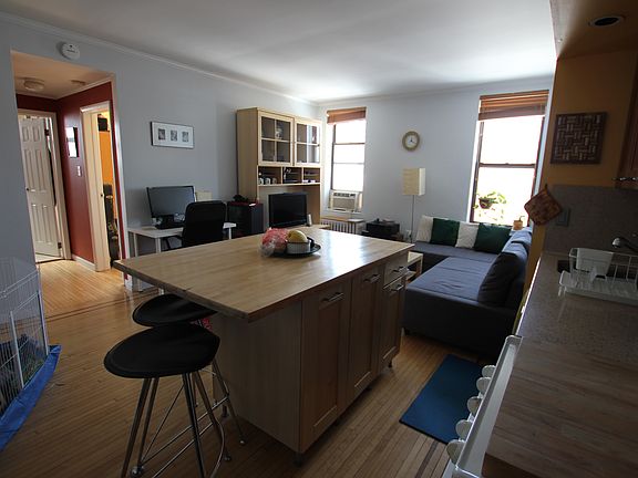 4th image of 460 Ovington Ave APT 4G