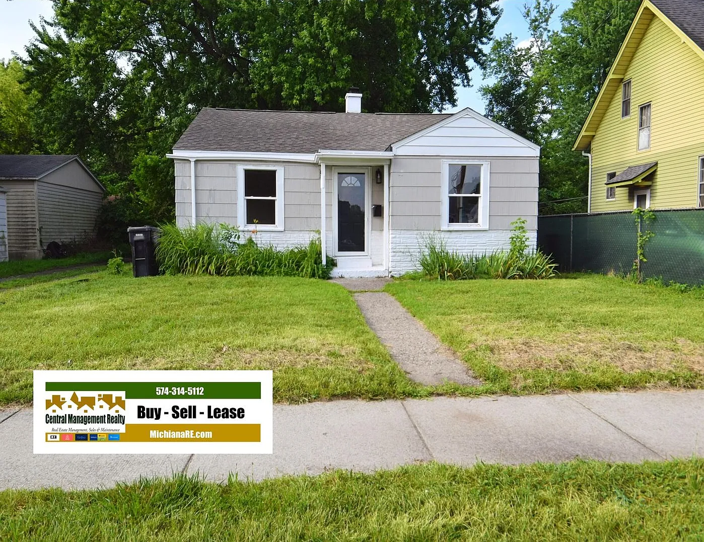 Remodeled 3 bedroom 1 bath home in South Bend IN — Photo 1