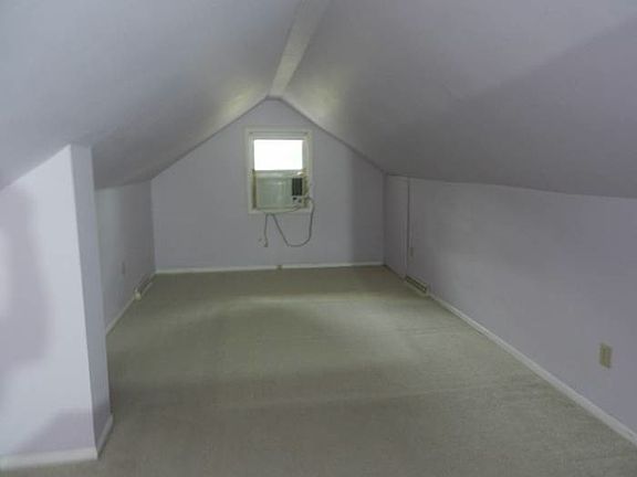 Master Bedroom 28' x 10'