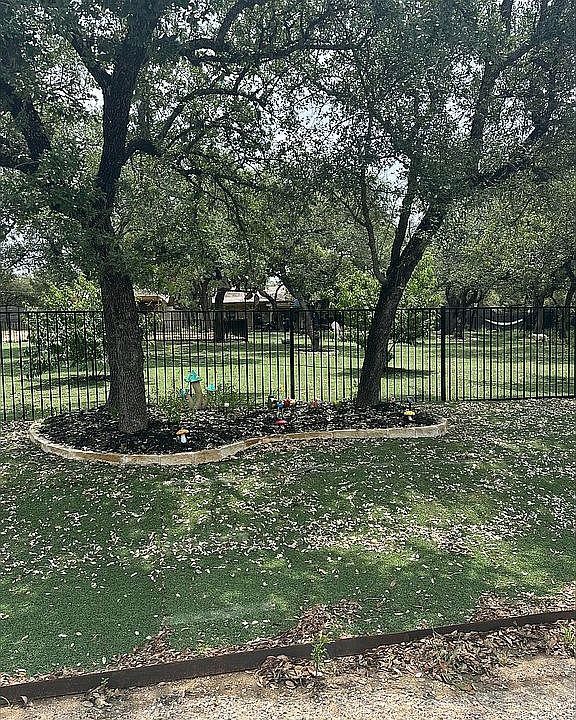 2nd image of 16207 Big Oak Cir