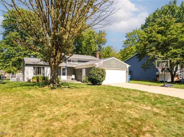 26956 Southwood Ln, Olmsted Township, OH 44138