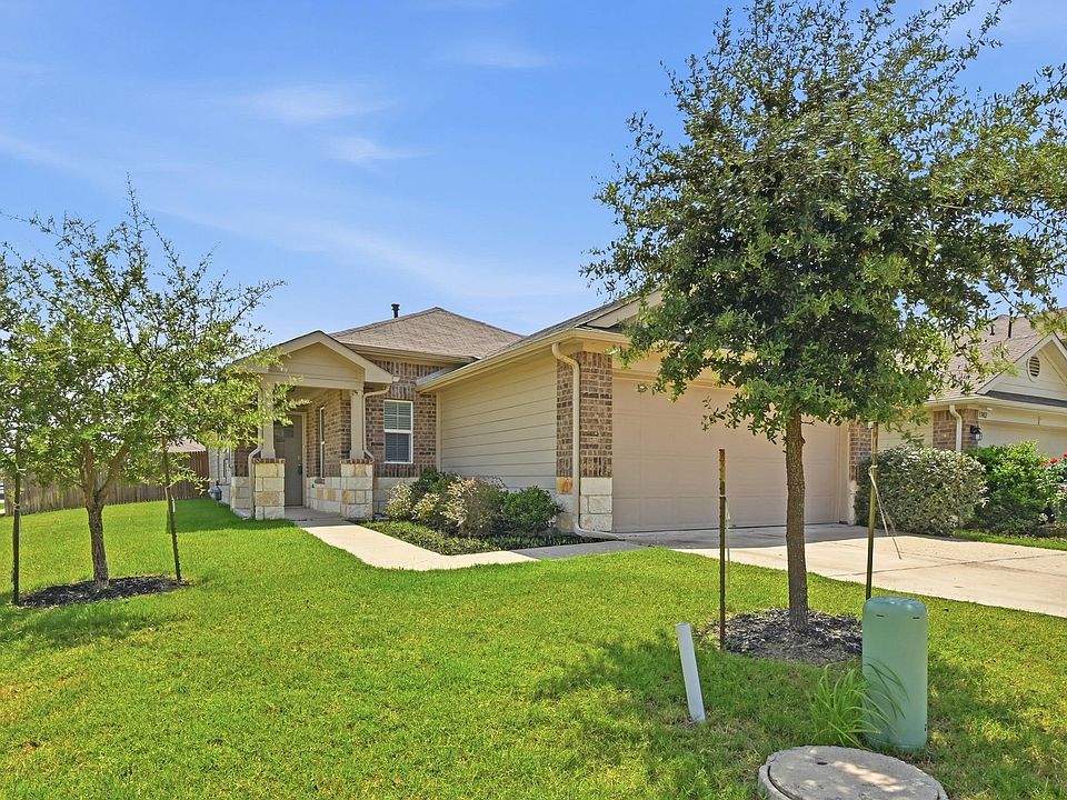 1st image of 13800 Levy Ln