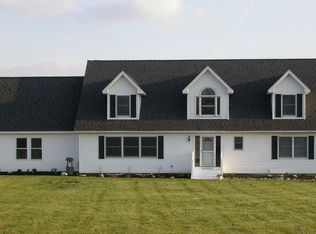 7102 Stow Rd, Fowlerville, MI 48836