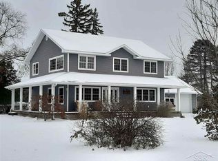 6352 Ditch Rd, Chesaning, MI 48616