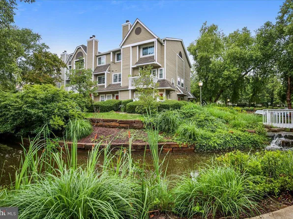 5800 Inman Park Cir, Rockville, MD