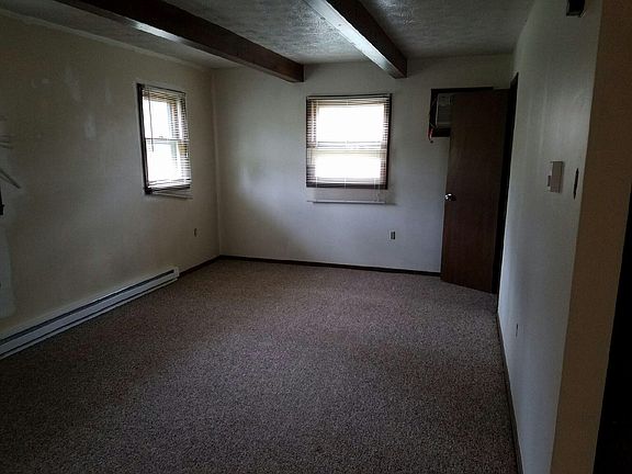3rd image of 2024 S Miller St APT 2
