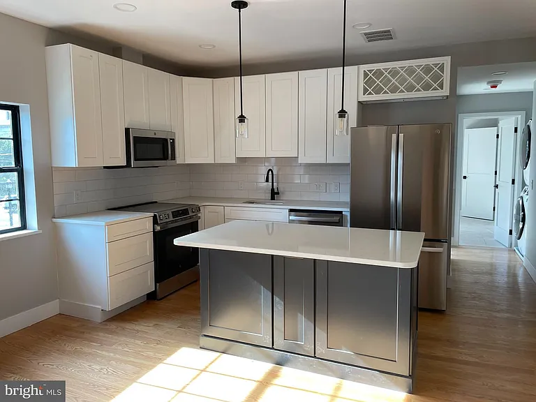 1 S Olive St #2C — Photo 4
