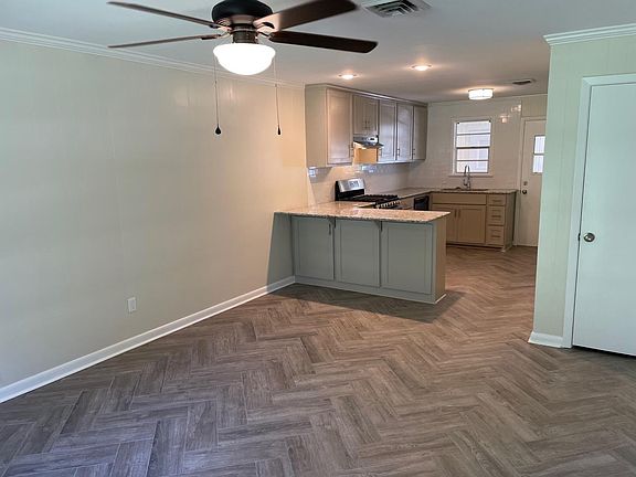 3rd image of 2404 Spencer Ave #B