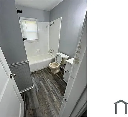 917 Stetson Ave — Photo 8