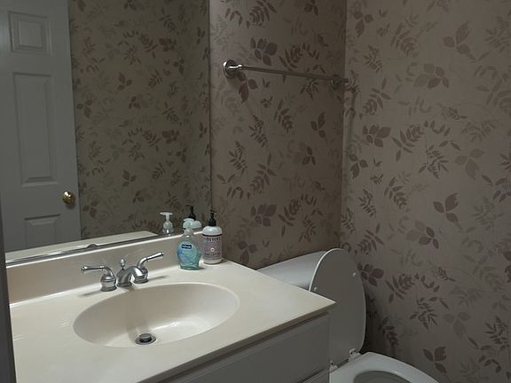 4th image of 13203 Village Square Dr