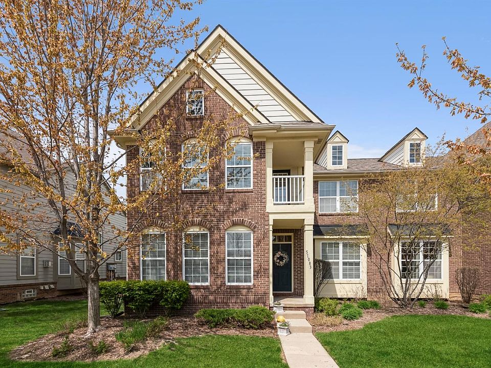 1st image of 51083 Sleepy Hollow Ln #27