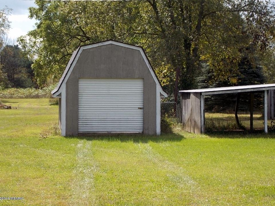 2nd image of 2024 101st Ave