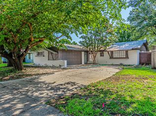 1018 McCallum Dr, Garland, TX 75042