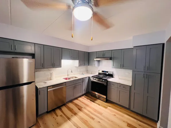 (undisclosed Address), Chicago, IL 60633