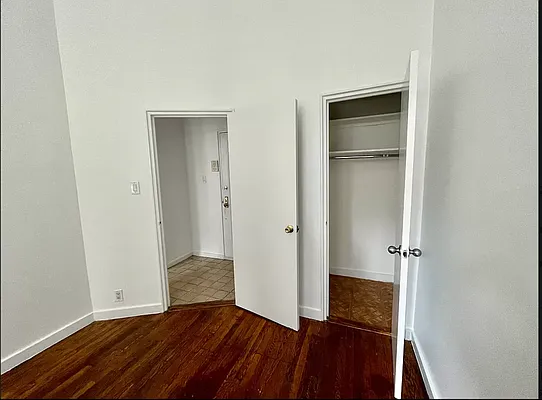 Rented by SP Brokerage Inc | media 18