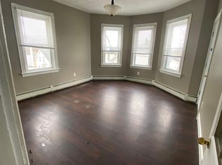 81 Lancaster St #2, Providence, RI 02906