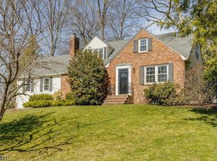 51 Old Glen Rd, Morristown, NJ 07960