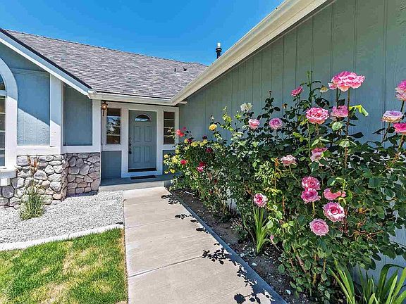4th image of 1141 Wisteria Dr
