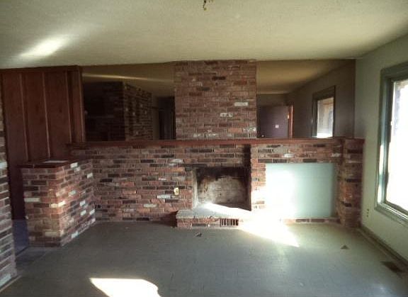 2nd image of 7834 Huber Ct
