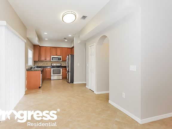 4th image of 2241 Roanoke Springs Dr