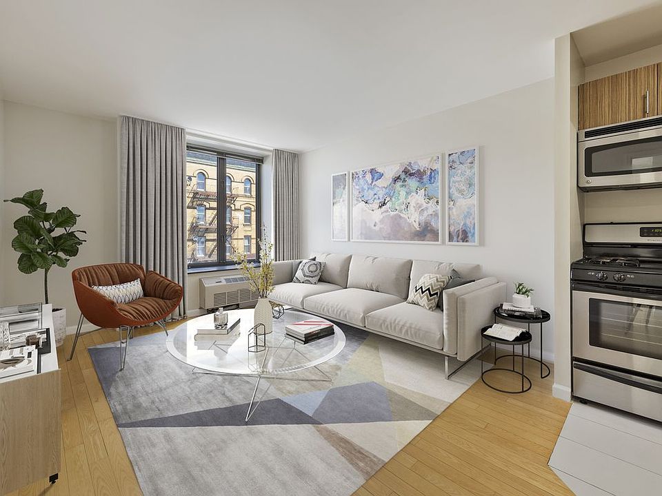1st image of 224 Montrose Ave APT 3a