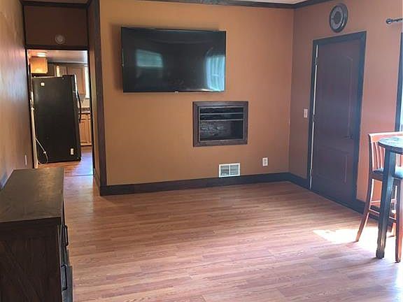 5th image of 82 W Dezeng St
