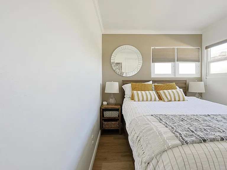 207 C Ave — Photo 10