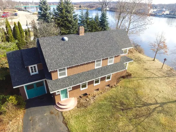 609 Indian Ter, Rockford, IL 61103