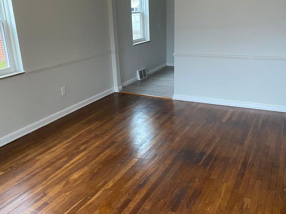 1st image of 21100 Crystal Ave #1