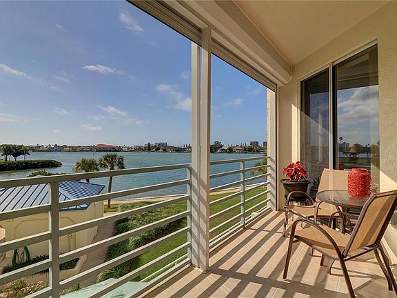 3rd image of 7912 Sailboat Key Blvd S APT 202