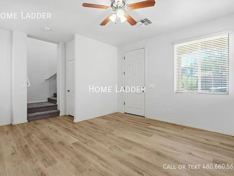 4172 E Santa Fe Ln — Photo 5