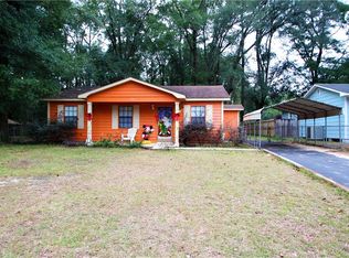 2801 Valley Forge Dr, Mobile, AL 36618